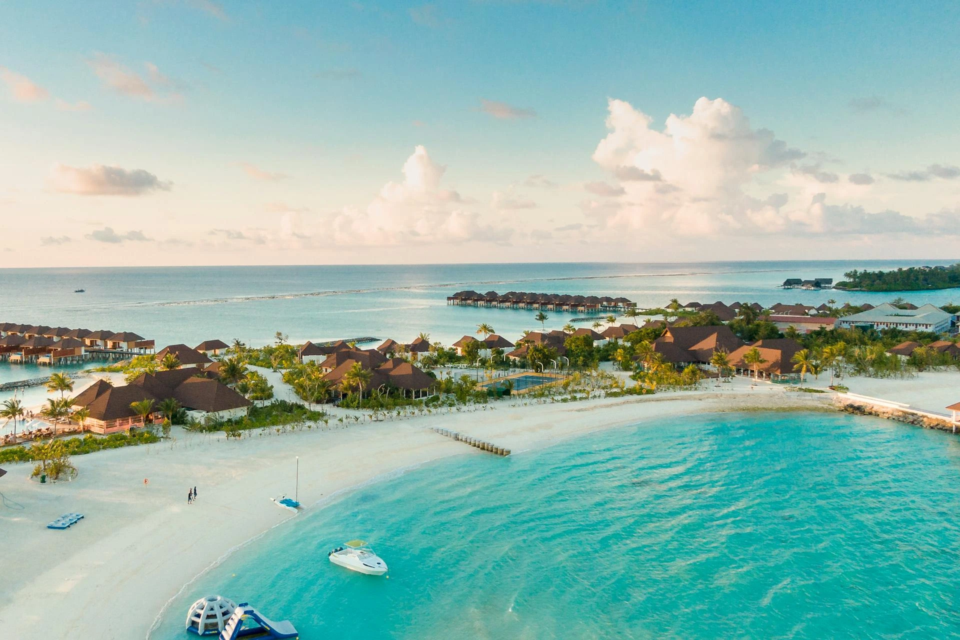 Overwater bungalows with Mount Otemanu in the background