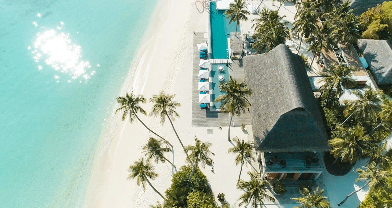 Cheval Blanc Randheli private villa with pool and ocean view