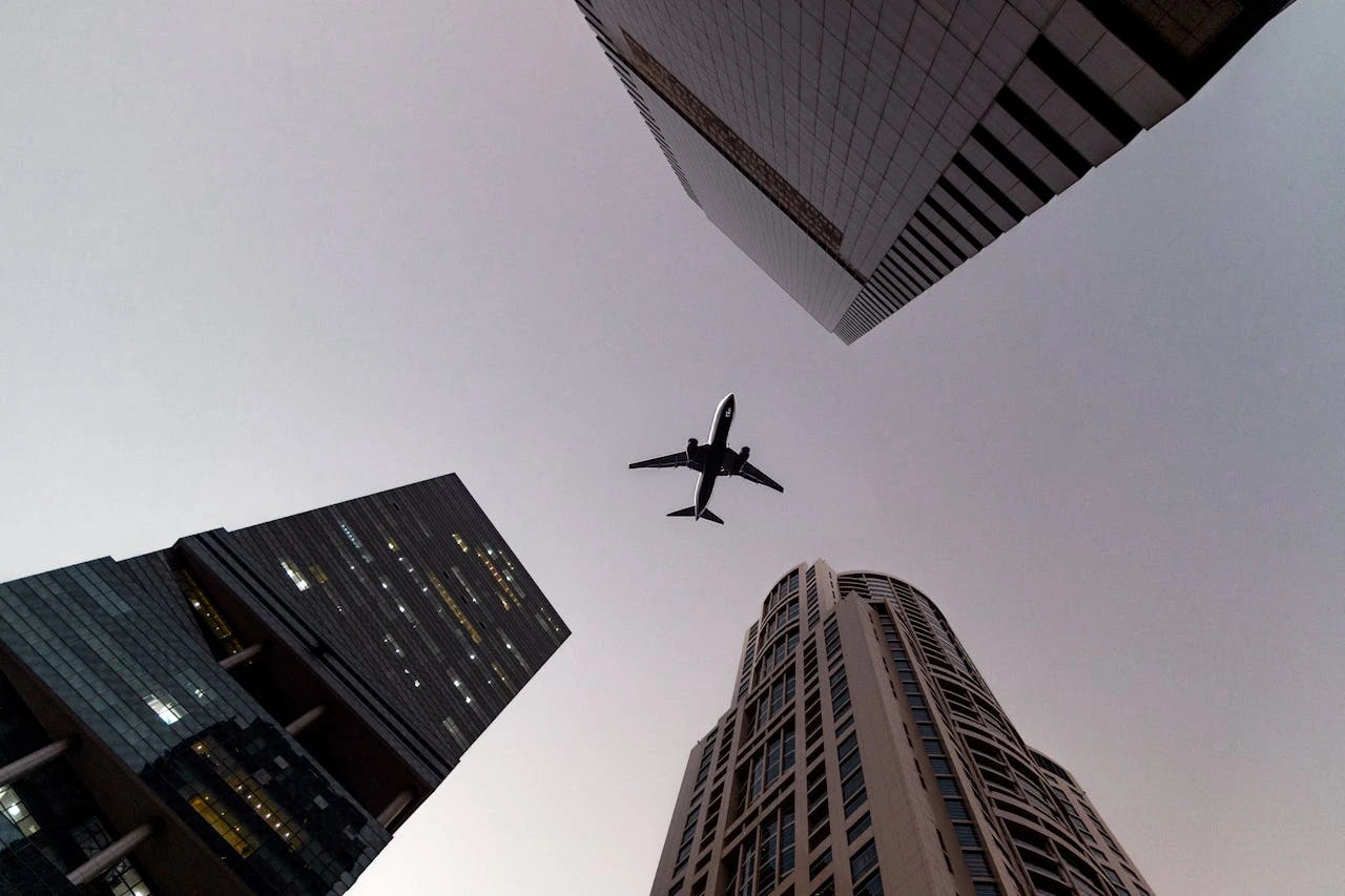 Premium class flight London to Dubai