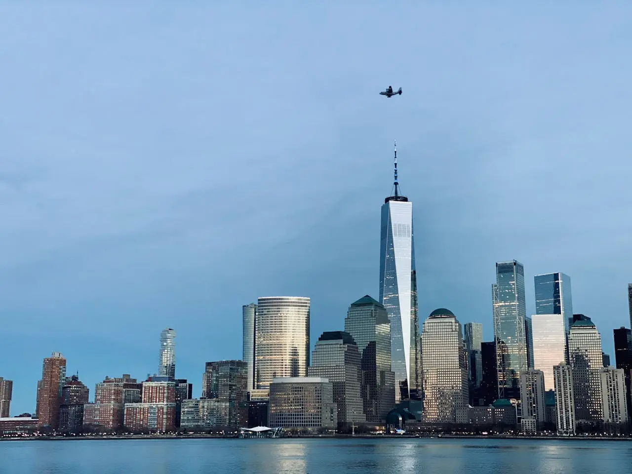 Cheap flight New York to Paris with Kiwi