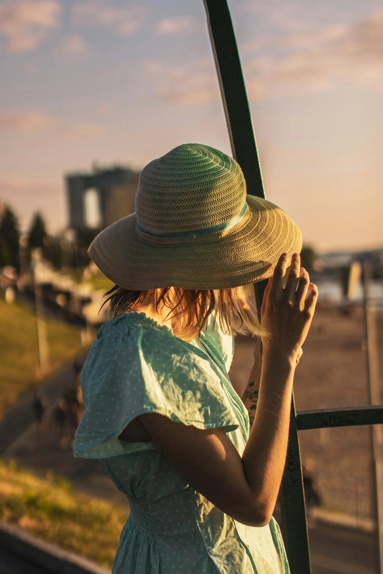 Wide-brim sun hat for Thailand beaches