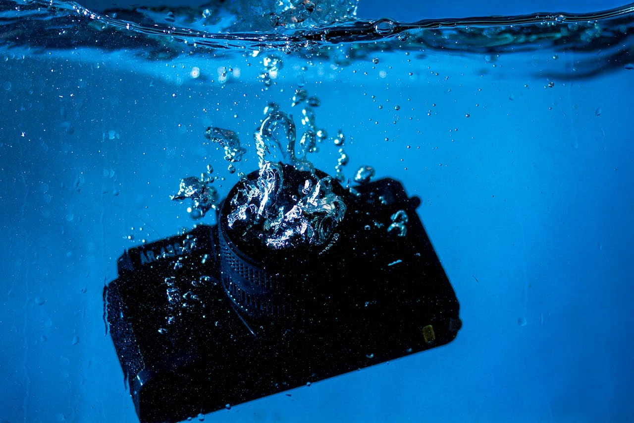 camera that is used to capture pictures and videos underwater with tones of features like water proof 
